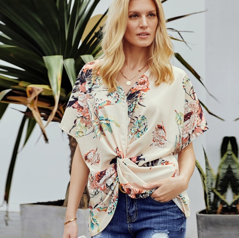My Boutique Floral Twist Front Top